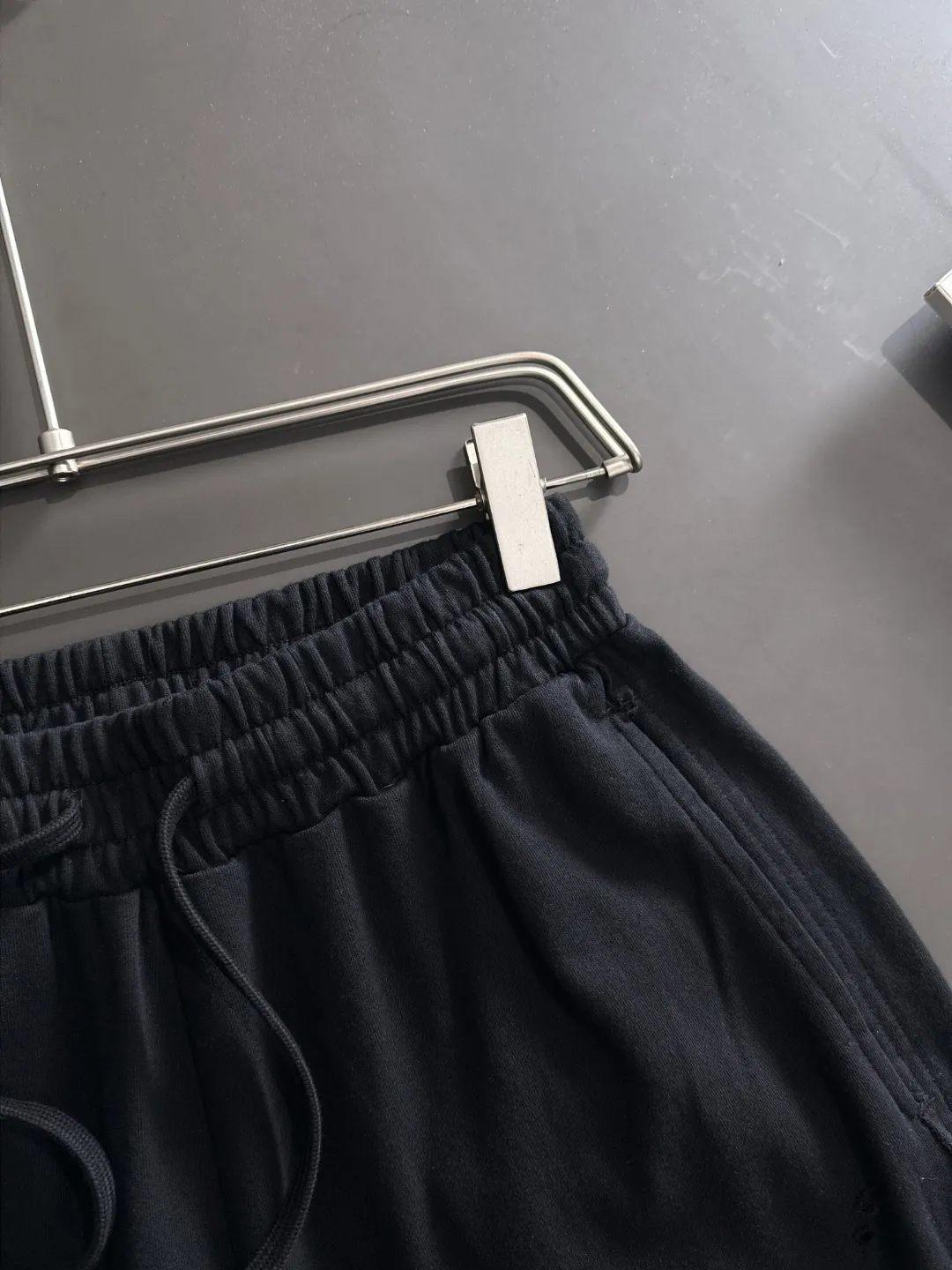 🅿️330 Next day shipping High-end goods Stone Island 2025 spring and summer new elastic band casual heavy-duty washed shorts, batik pure cotton tripe soft to the touch, counter-customized fabrics with high breathability and comfort, impeccable details, brand element design concept, reflecting high quality. It feels delicate and soft! It presents a casual cut and the upper body shape is great! Size: S-XL